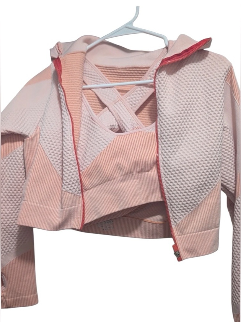 Women's Pink Textured Zip Hoodie & Bra